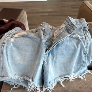 Universal Thread Blue Jean Shorts Light Wash Frayed Hem